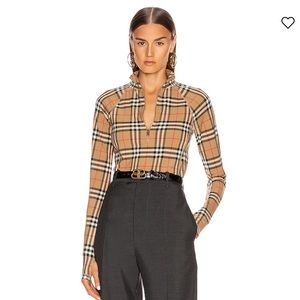 Burberry Vilan top